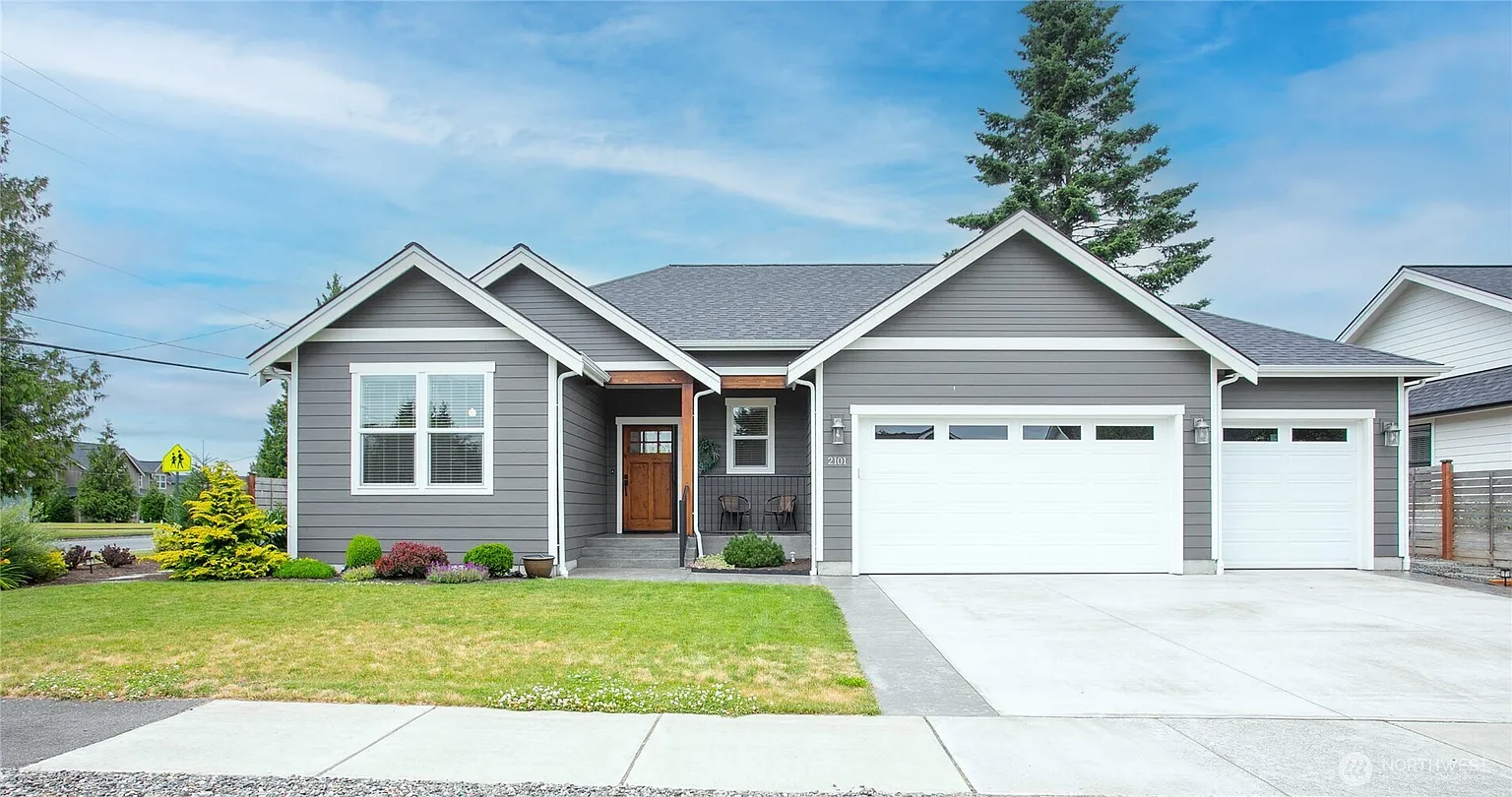 2101 Snowbush Street photo 1