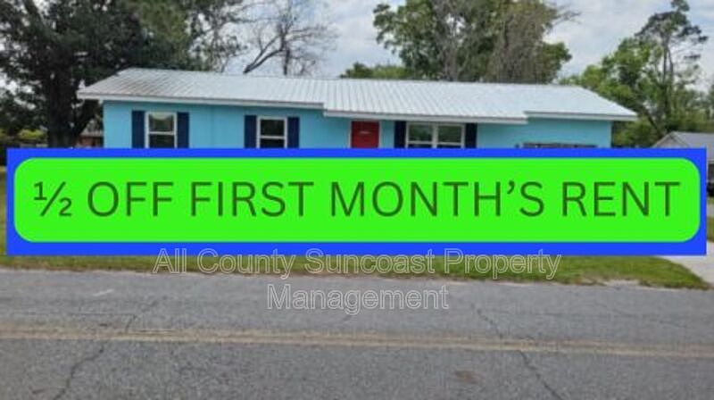 1st image of 208 NE Rowena St