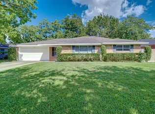 10927 Oasis Dr, Houston, TX 77096