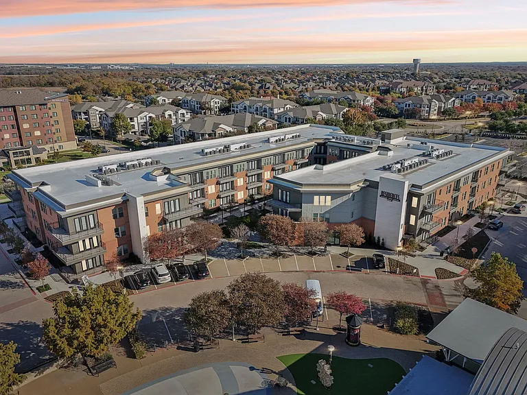 Residences at Fairview Town Center — Photo 38