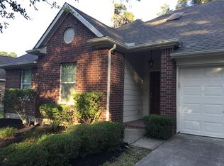 2 Drifting Shadows Cir, Conroe, TX 77385