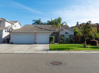 3212 Inverness St, Modesto, CA 95355