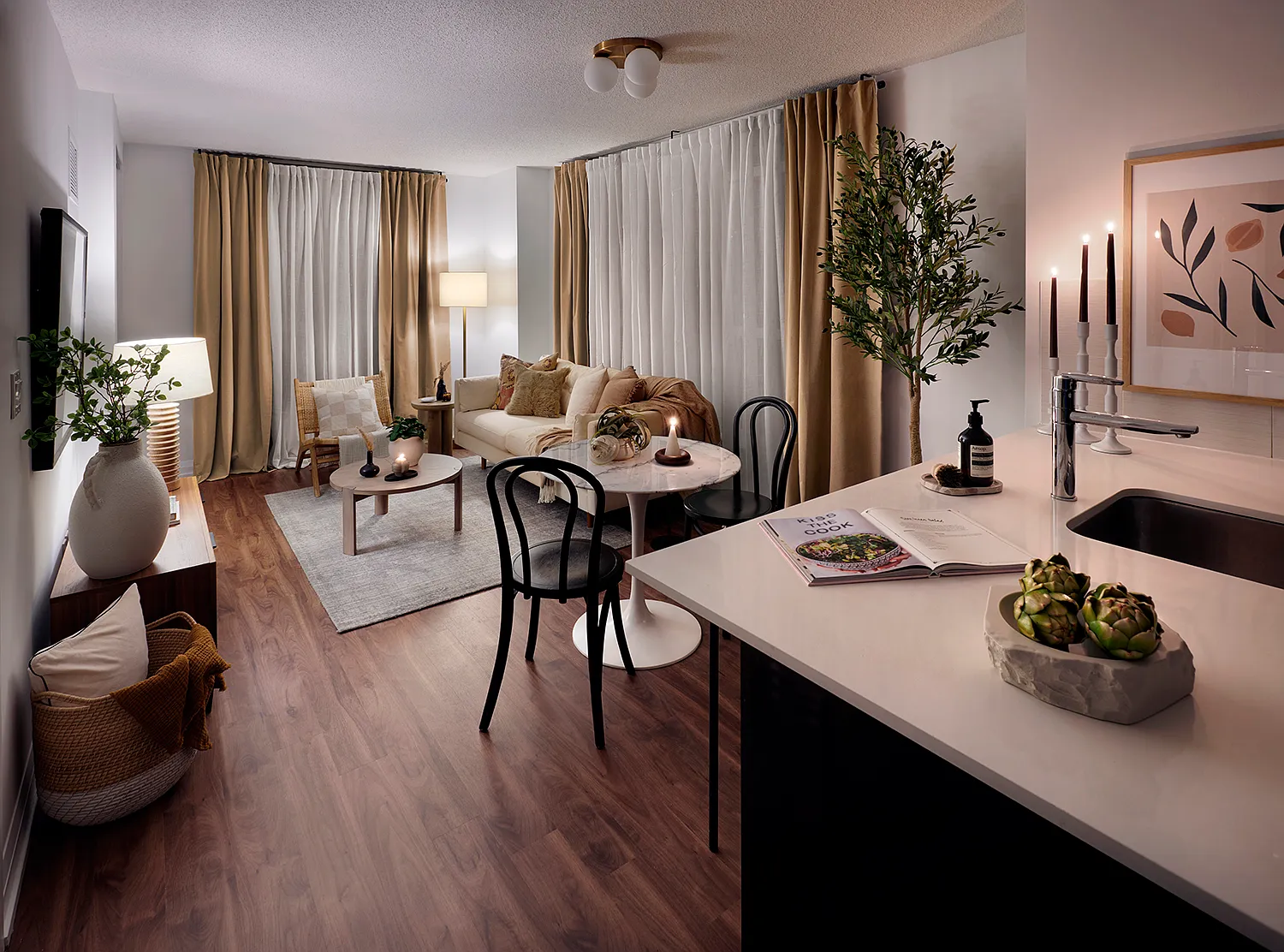 304 Roehampton Ave #1002 photo 1