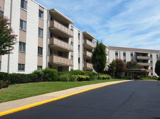 7501 Democracy Blvd APT B310, Bethesda, MD 20817