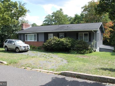 3 Ardmore Dr, Bordentown, NJ, 08505