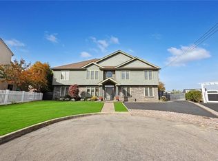 41 Shore Rd, Amityville, NY 11701