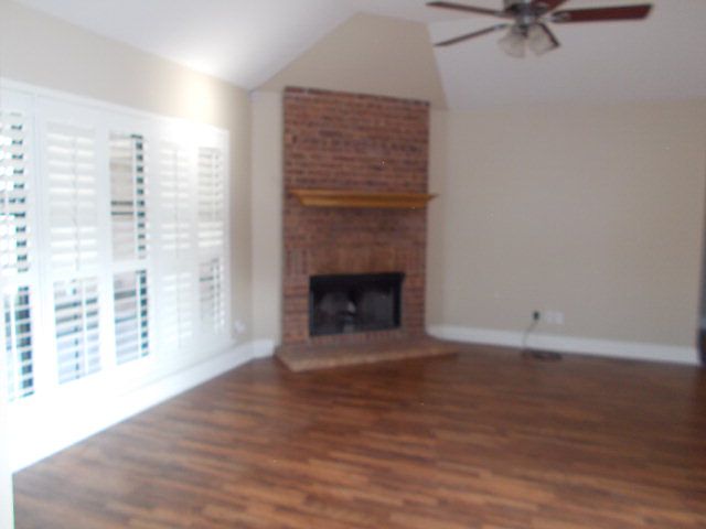 1st image of 104 Spur Dr