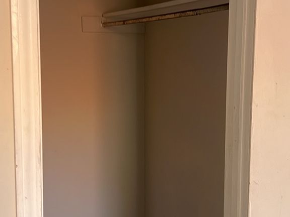 4th image of 221 Cherry St