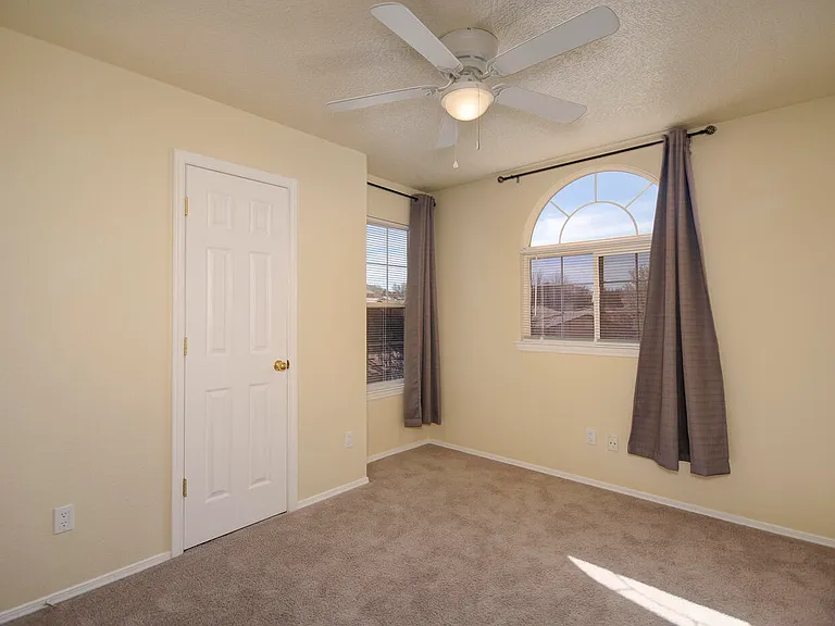 7209 Boxwood Ave NE — Photo 20