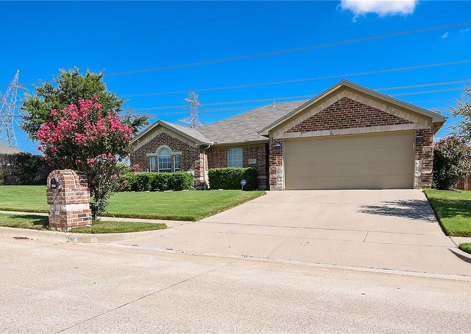 1417 Sierra Blanca Dr, Burleson, TX 76028 Zillow