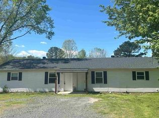 1 Black Rd #B, Conway, AR 72032