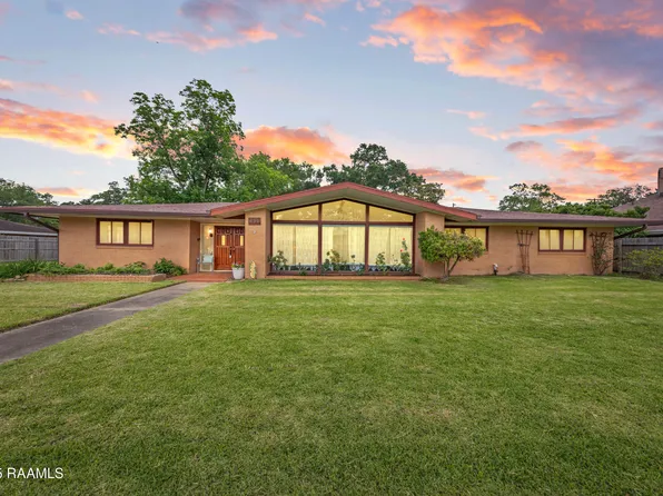 630 W Peach Ave, Eunice, LA 70535