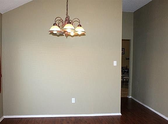 Dining area (facing south)