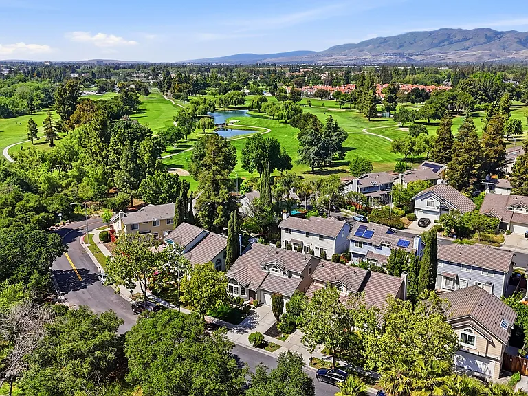 1290 Notting Hill Dr — Photo 30