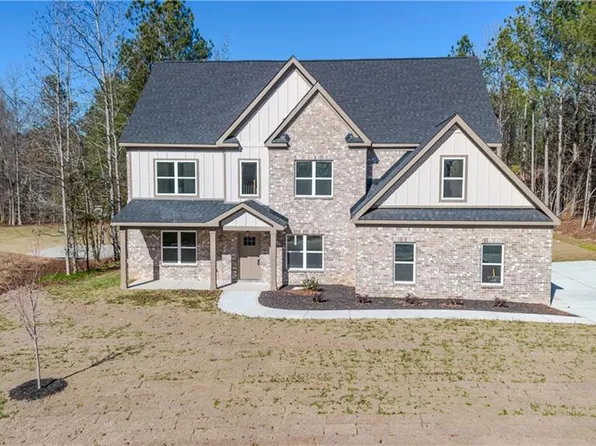 1205 Kristen Ln, Loganville, GA 30052