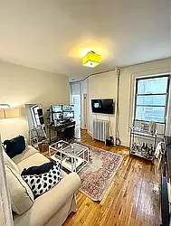 200 Waverly Place, #7
