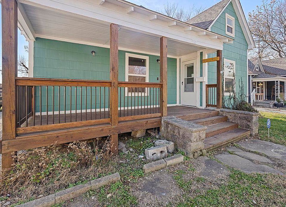 1st image of 722 W Brower Street