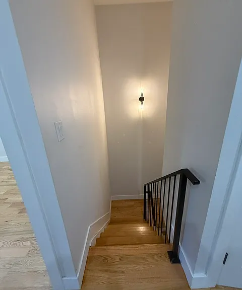 537 Rogers Ave #1 — Photo 7