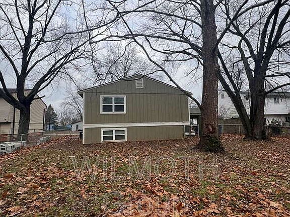 2nd image of 9413 English Oak Dr