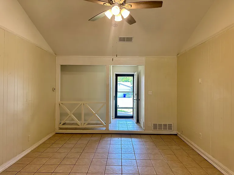 6240 Stardust Dr S — Photo 9