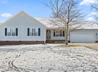 107 S Deer Run Rd, Trenton, GA 30752