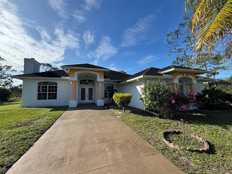 7579 Coconut Blvd
