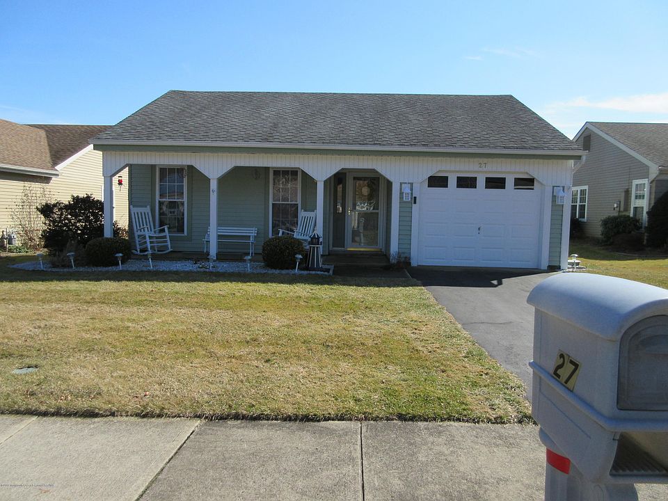 1st image of 27 Twyford Lane