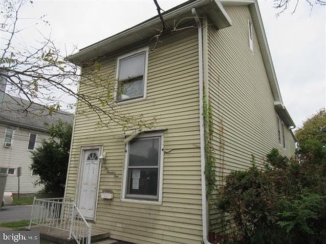 1st image of 501 N 4th St