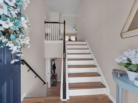 3rd image of 5530 Spindlewood Ct