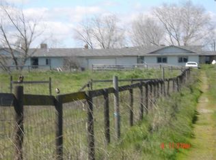 17420 Mark Rd, Madera, CA 93636