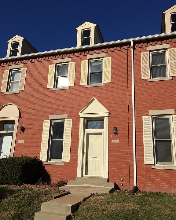 1st image of 2653 Saint Vincent Ave