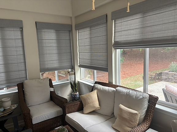 2nd image of 9018 Elrose Pl