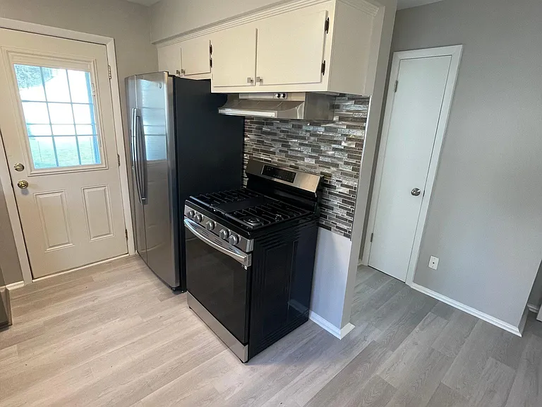 4148 S Herman St — Photo 3