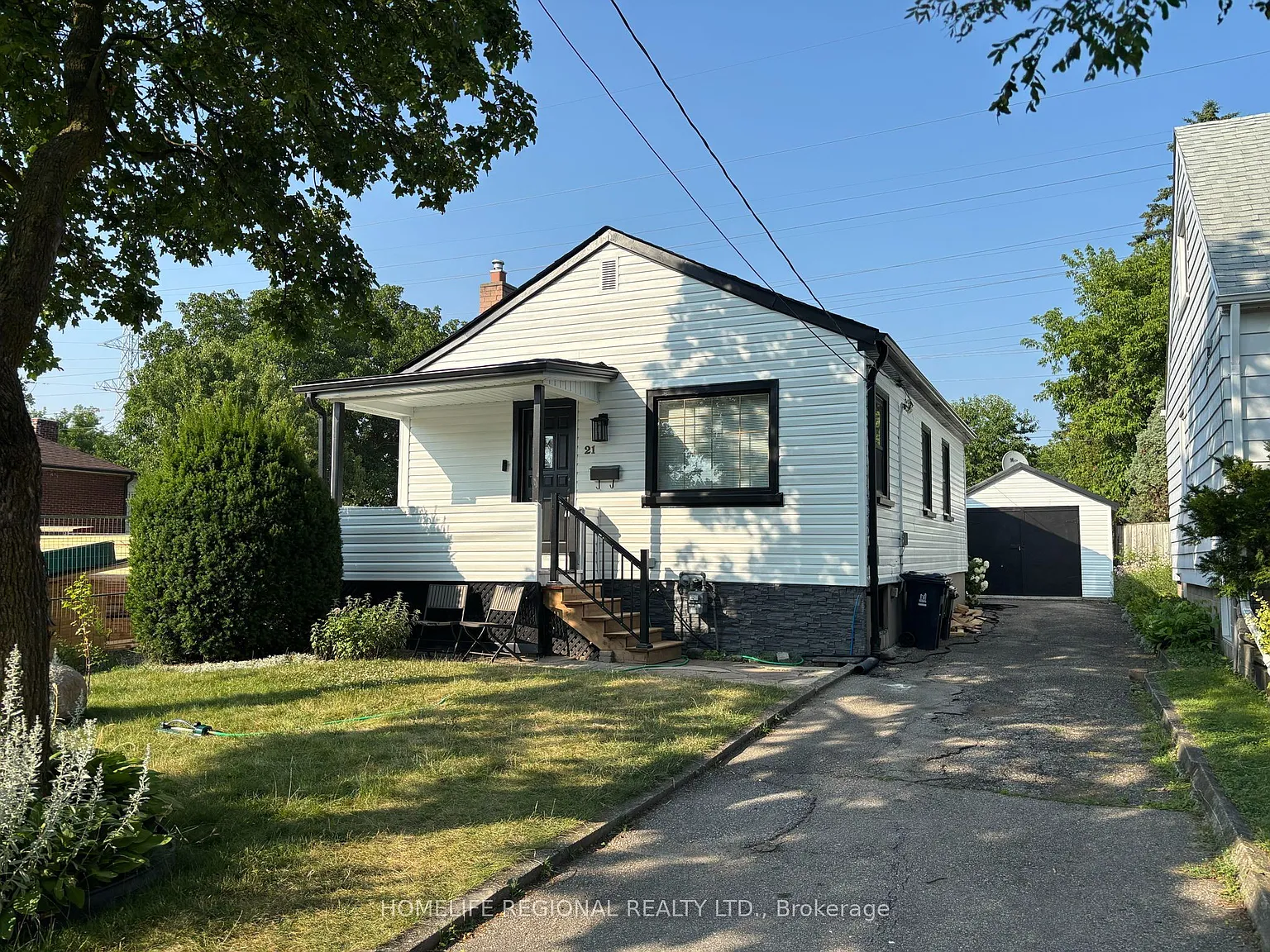 2 bed, $2,700 — Photo 1