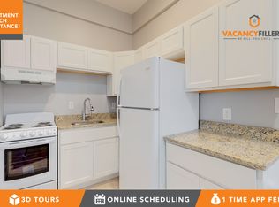2436 N Calvert St APT 3, Baltimore, MD 21218