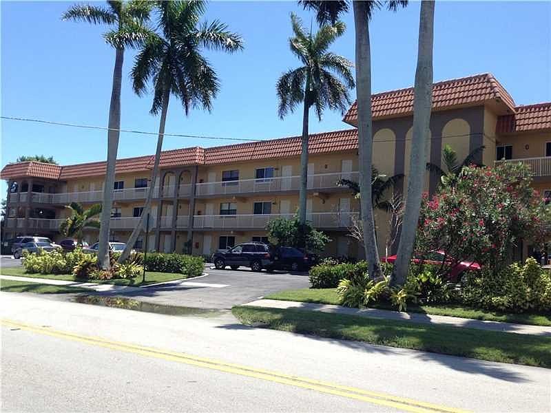 1st image of 1410 NE 56th Ct #220