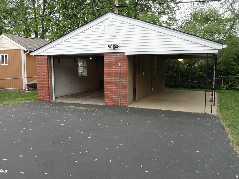 4202 Berkshire Ave — Photo 28
