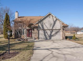 9515 W Littlefield Dr, Mapleton, IL 61547