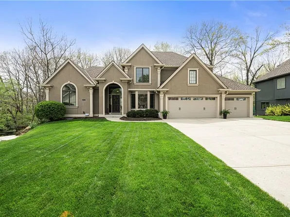 7803 NW Twilight Pl, Parkville, MO 64152