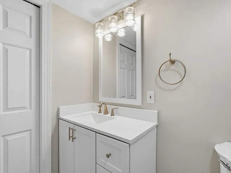 6623 Tabor Ave — Photo 4