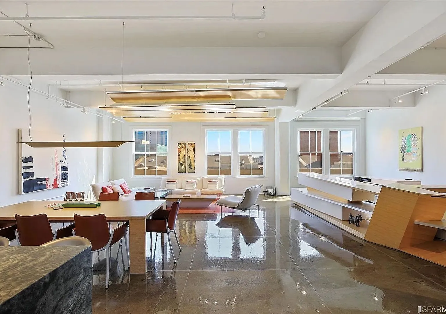 Amazing live/work space with over 2,000 SF for rent in Mint Plaza! — Photo 2