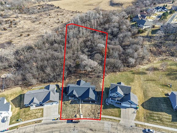 2nd image of 2844 Pinewood Ridge Dr SE