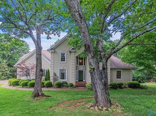 2307 Appletree Ct NE, Huntsville, AL 35801