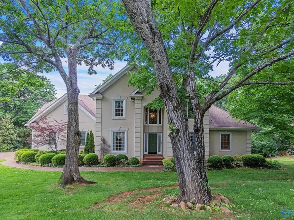 2307 Appletree Ct NE, Huntsville, AL 35801