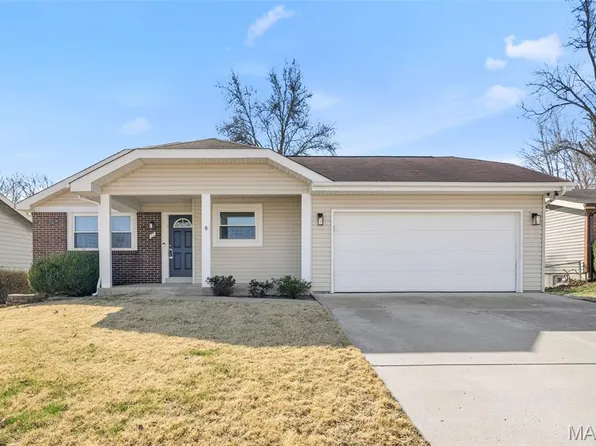 13 Northwinds Dr, Saint Peters, MO 63376