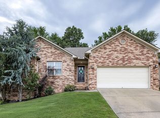 40 Woodridge Dr, Little Rock, AR 72204