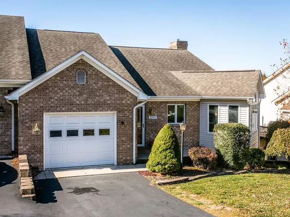 2270 Lake Terrace Dr, Harrisonburg, VA 22802