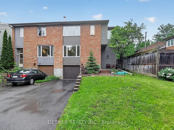 39 Sandhurst Ct, Ottawa, ON K1V 9W9