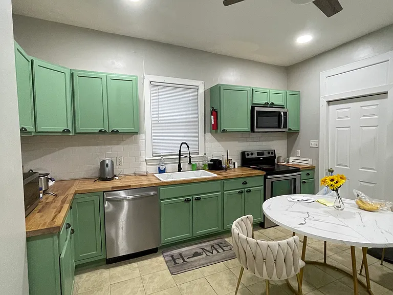 1307 Oakwood Ave #2 — Photo 7