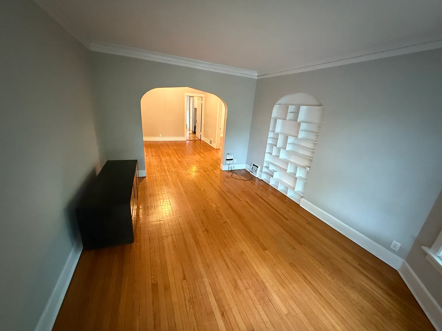 4818 N Hamilton Ave — Photo 3